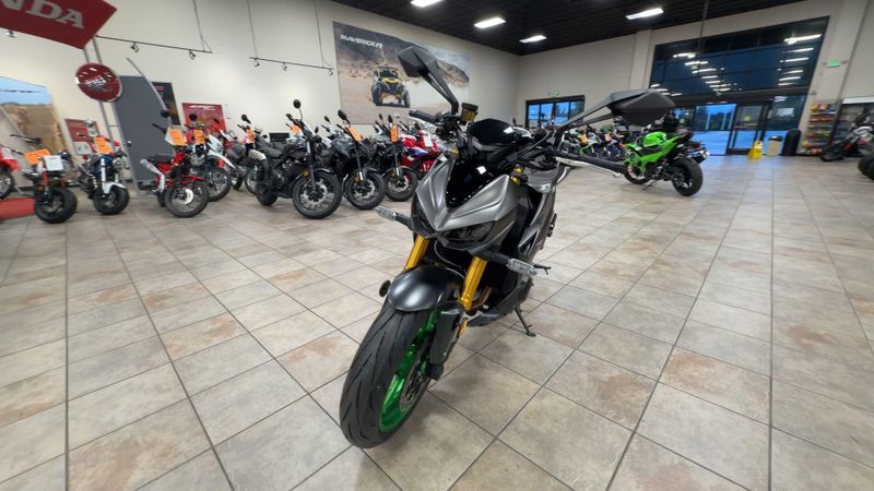 New 2026 Kawasaki Z1100 SE ABS Image 4