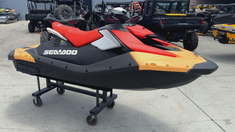 New 2026 Sea-Doo SPARK FOR 2 60 Image 6