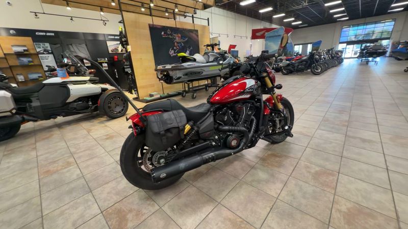 Used 2025 Indian Motorcycle 101 SCOUT WHITE MTLC WGRFX TEC Image 9