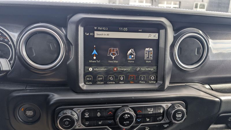 Used 2020 Jeep Wrangler Unlimited Sahara AltitudeImage 24