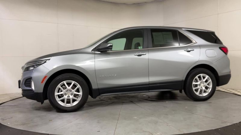 2023 Chevrolet Equinox LT photo 4