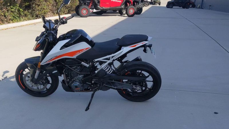 Used 2021 KTM 390 DUKE Image 9