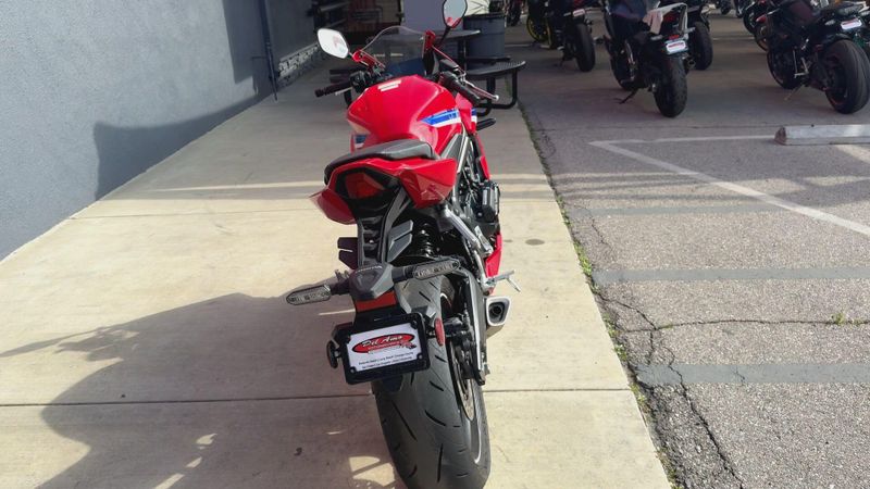 Used 2024 Honda CBR650R ABS Image 3