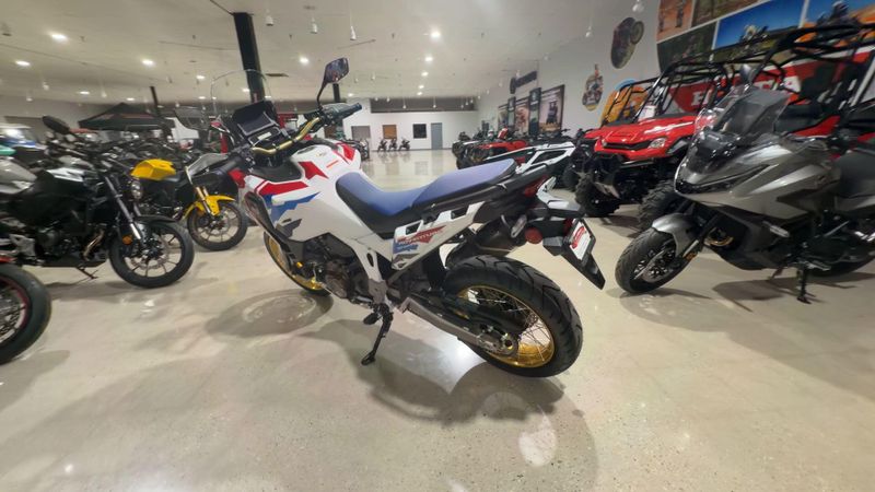 New 2026 Honda AFRICA TWIN ADV SP ES DCT Image 6