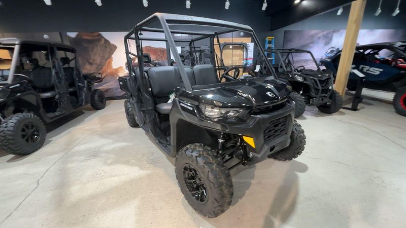New 2026 Can-Am DEFENDER MAX DPS HD9 Image 6