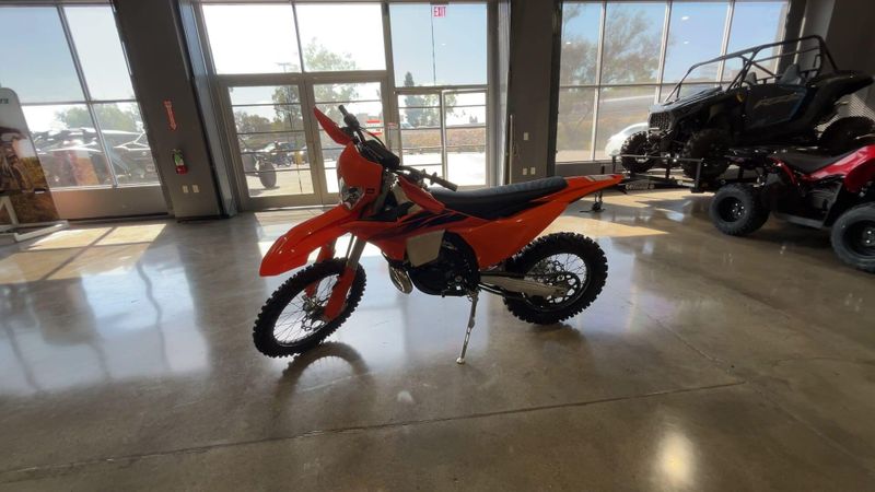 New 2027 KTM 300 XC-W Image 5