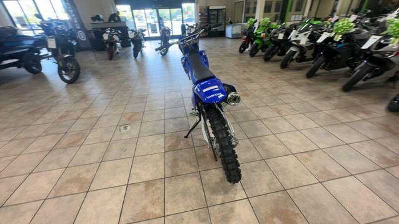 New 2025 Yamaha TT-R230 Image 3