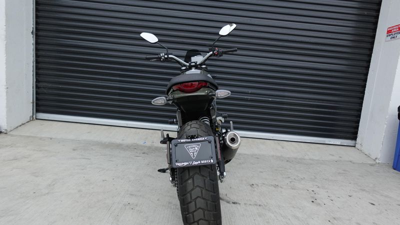 Used 2023 Ducati SCRAMBLER ICON 