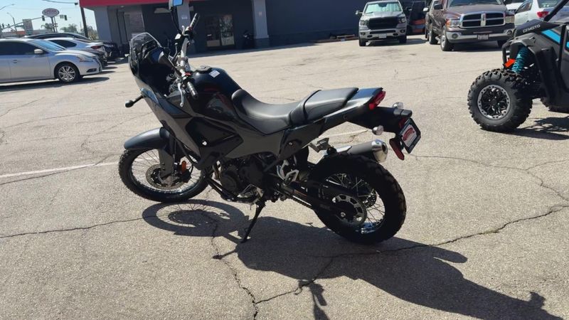 New 2026 Kawasaki KLE500 ABS Image 2