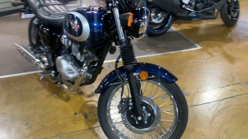 2025 Kawasaki W230 ABS Image 3
