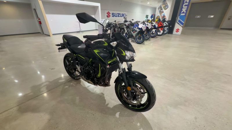 Used 2022 Kawasaki Z650  in a BLACK exterior color. Victorville Del Amo Motorsports 760-241-7387 delamomotorsportsofvictorville.com 