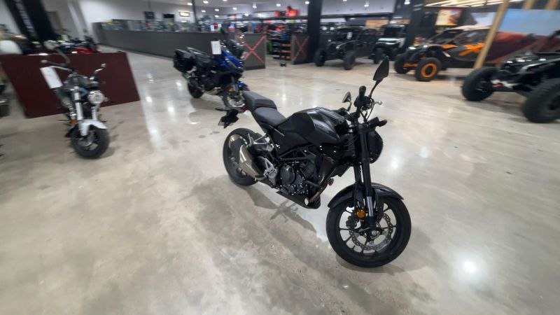 Used 2025 Honda CB300R ABS Image 3