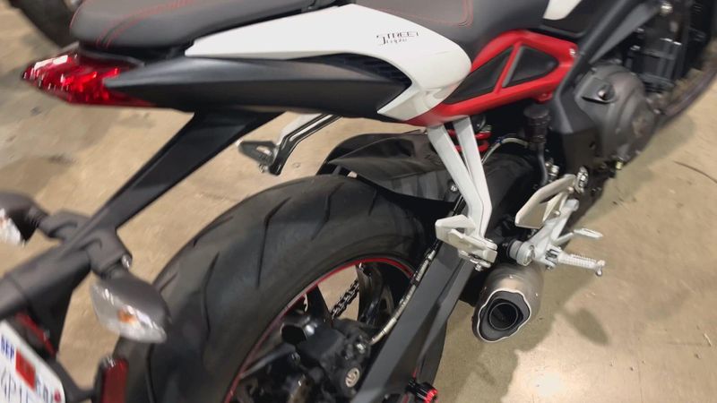 Used 2018 Triumph Street Triple R Image 4