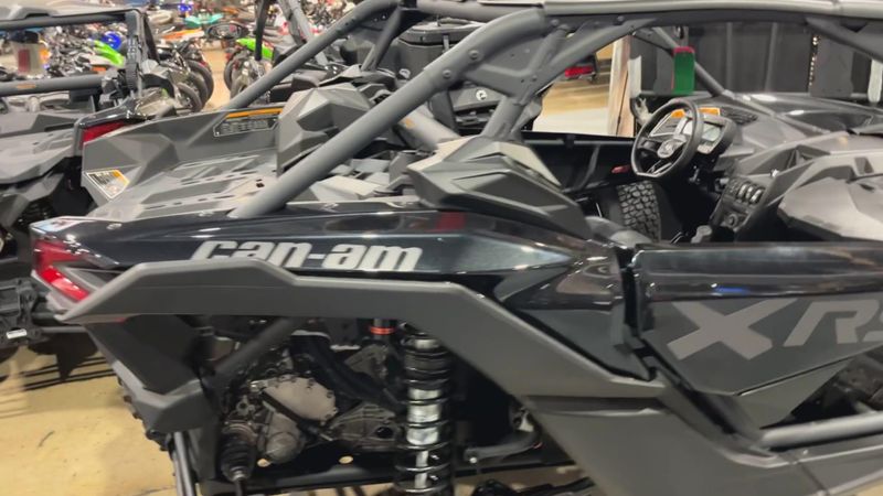 New 2025 Can-Am MAVERICK X3 X RS TURBO RR SMART-SHOX Image 8