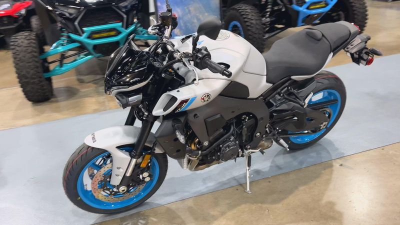 New 2026 Yamaha MT-10 Image 8