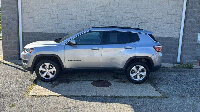 Used 2018 Jeep Compass LatitudeImage 3