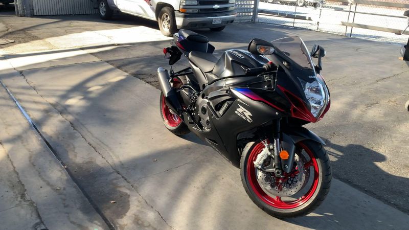 New 2026 Suzuki GSX-R600 Image 3