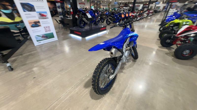 New 2027 Yamaha YZ450F Image 2