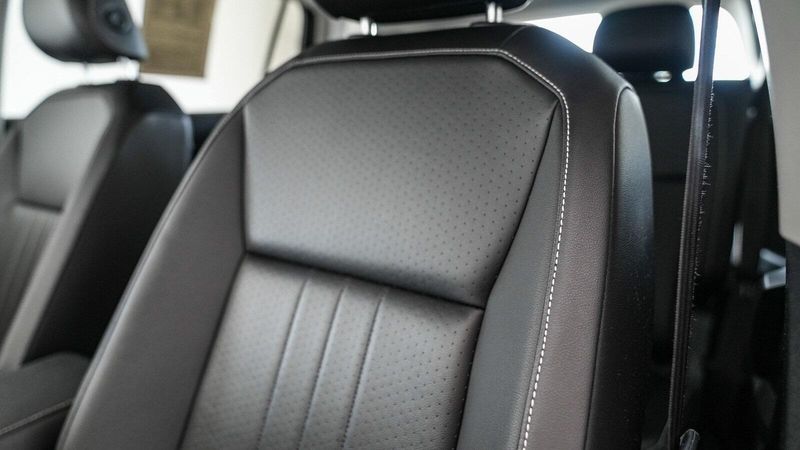 2022 Volkswagen Tiguan 2.0T SEImage 24