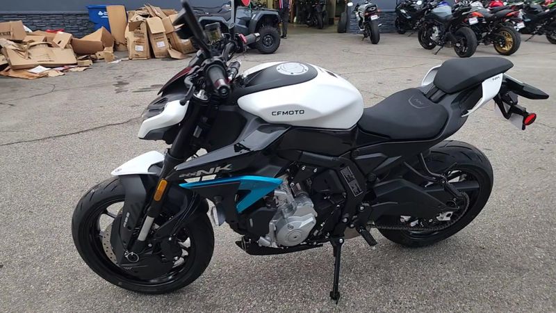 New 2026 CFMOTO 675NK Image 9