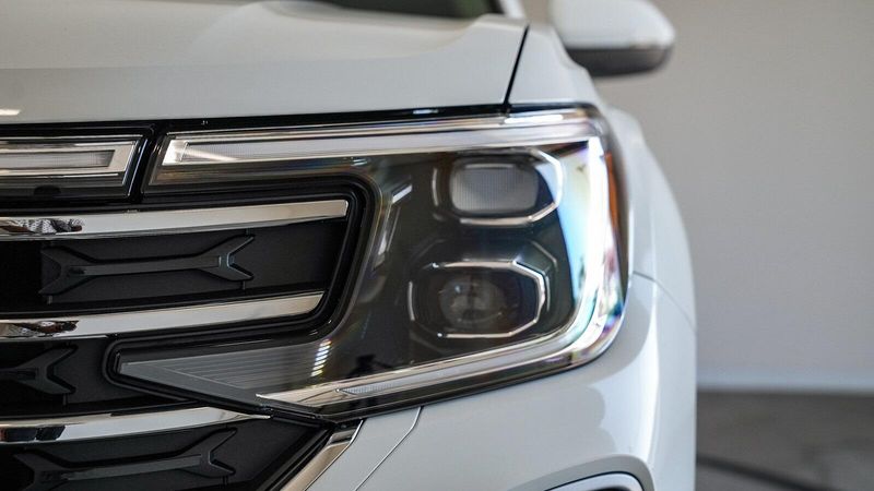 New 2025 Volkswagen Atlas 2.0T SE w/TechnologyImage 7