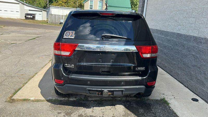 2012 Jeep Grand Cherokee LaredoImage 4