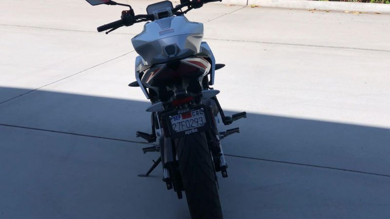 Used 2026 Aprilia TUONO 457 Image 3