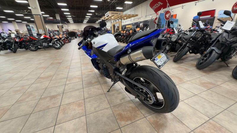 Used 2014 Yamaha YZF-R1 CA Image 7