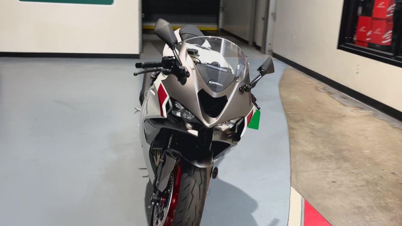 New 2025 Kawasaki NINJA ZX-6R ABS Image 7