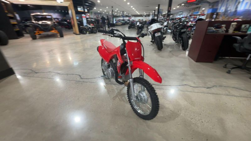 New 2027 Honda CRF110F Image 6