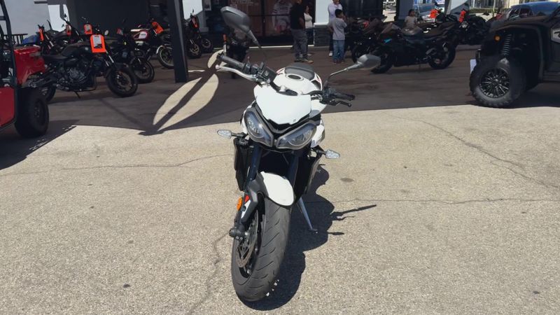 Used 2025 Triumph Street Triple 765 R Image 3