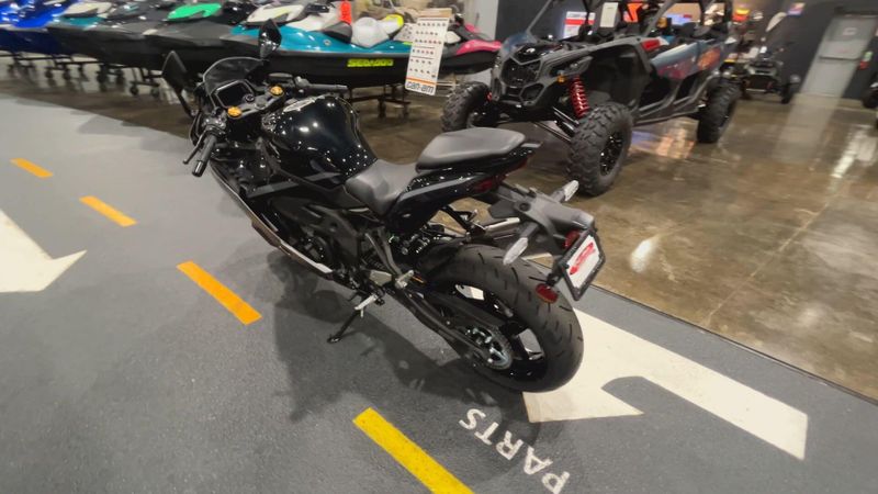 New 2026 Kawasaki NINJA ZX-4RR ABS Image 6