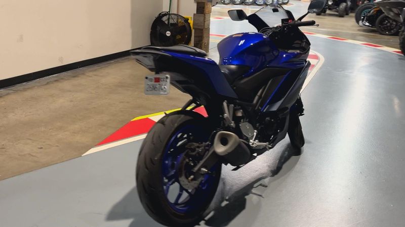 2024 Yamaha YZF-R3 ABS Image 3