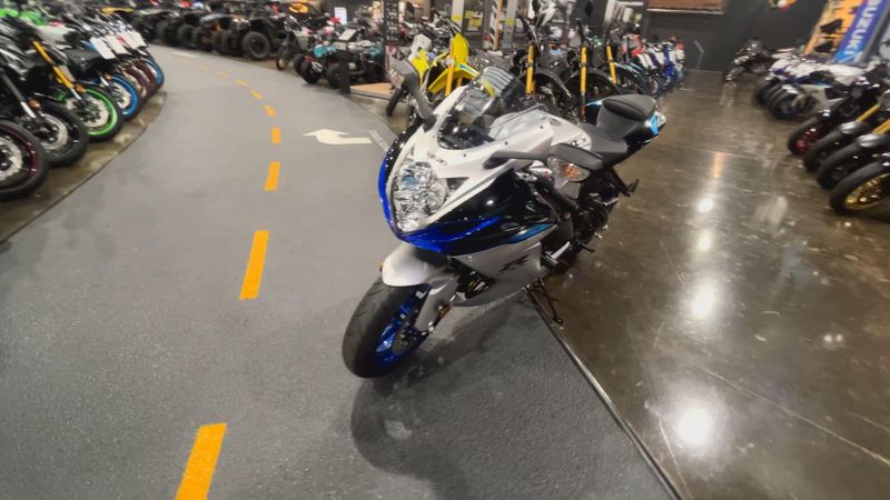 New 2026 Suzuki GSX-R600 Image 4