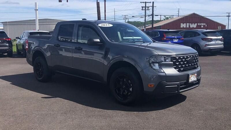 2025 Ford Maverick XL photo 3