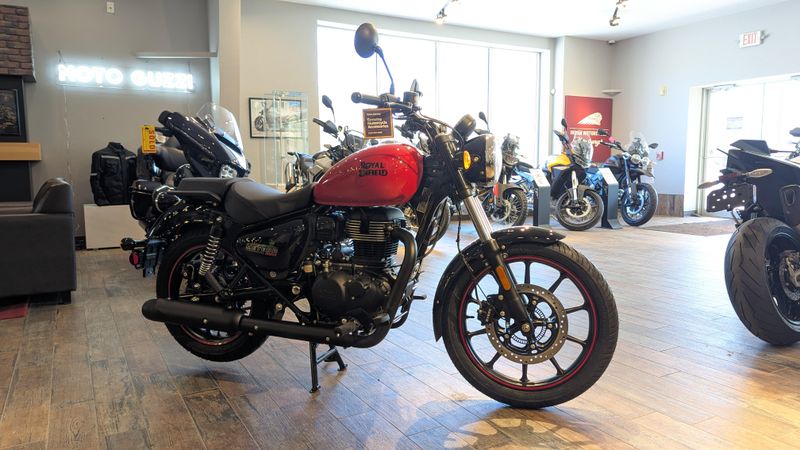 New 2024 Royal Enfield Meteor 350 FIREBALL RED Image 3