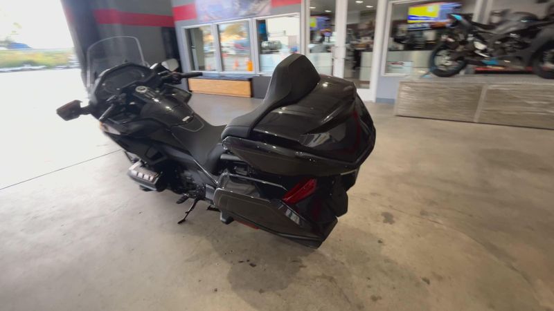 New 2026 Honda GOLDWING TOUR Image 6