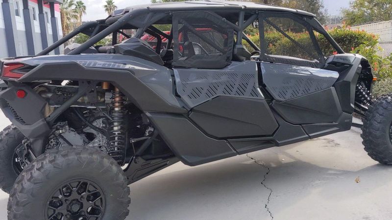 New 2027 Can-Am MAVERICK X3 MAX RS TURBO RR Image 2