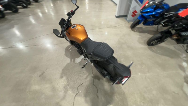 New 2026 Suzuki GSX-8T Image 2