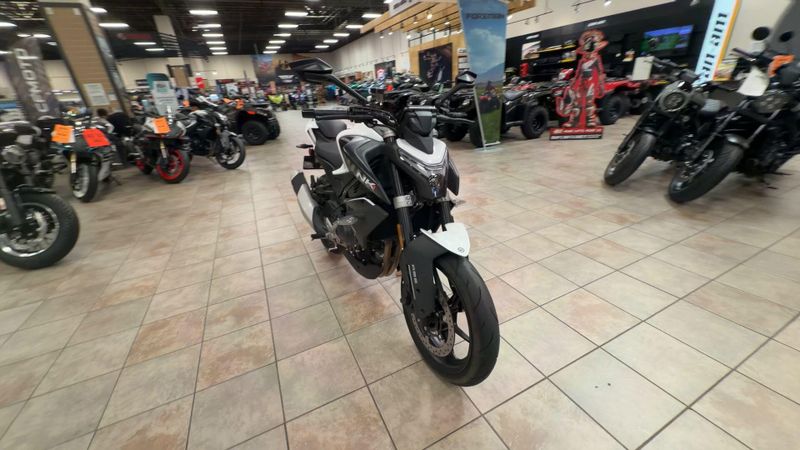 Used 2024 CFMOTO 450NK Image 3
