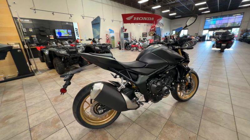 New 2026 Honda CB1000 HORNET SP Image 9