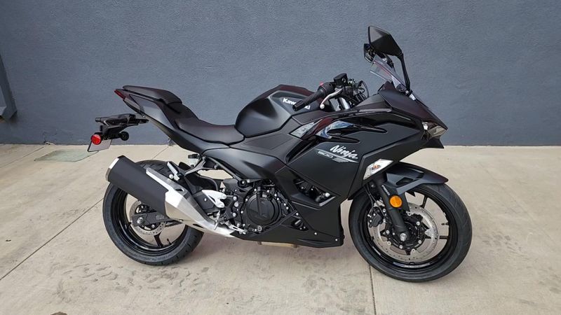 New 2026 Kawasaki NINJA 500 ABS Image 5