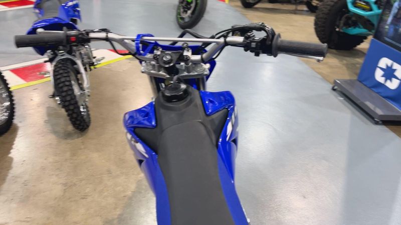 New 2025 Yamaha TT-R125LE Image 2