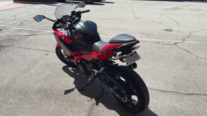 Used 2024 Kawasaki Ninja 500 SE ABS Image 3