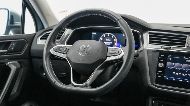 2022 Volkswagen Tiguan 2.0T SEImage 15