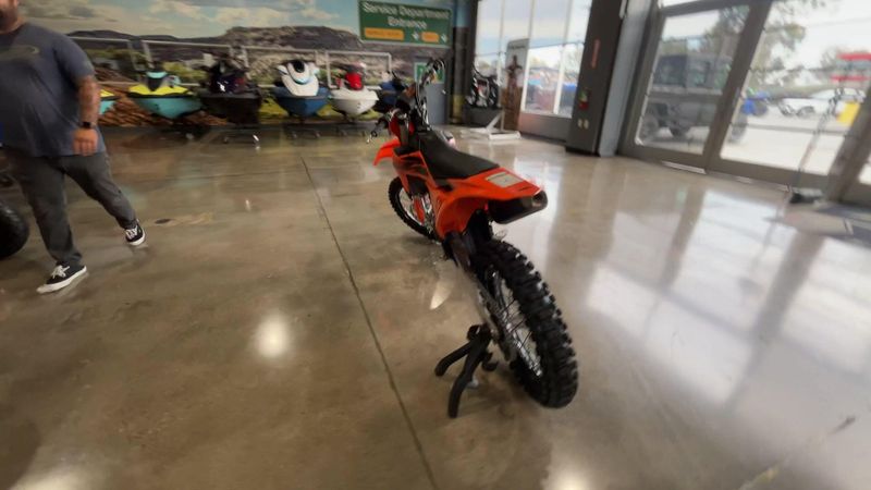 New 2027 KTM 450 SX-F Image 7