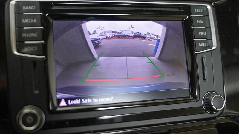 2016 Volkswagen Jetta 1.8T SELImage 23