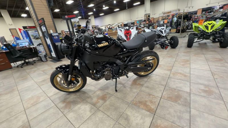 New 2026 Yamaha XSR900 Image 6