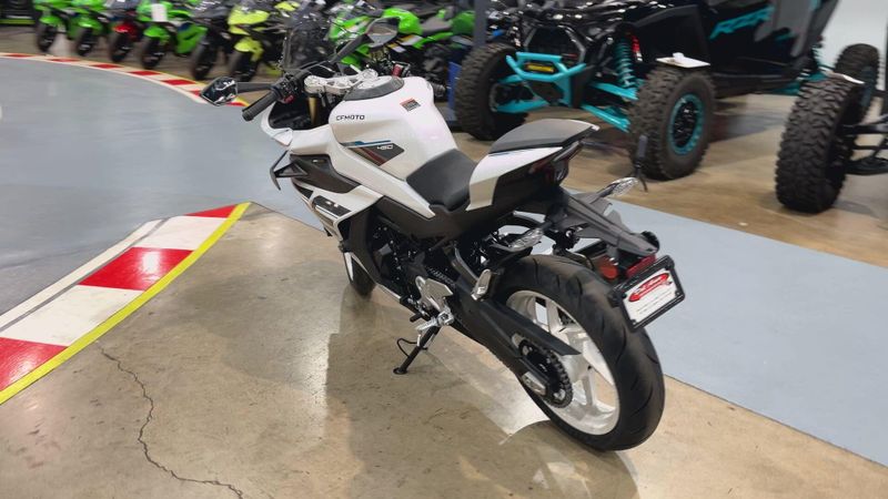 New 2026 CFMOTO 450SS Image 2