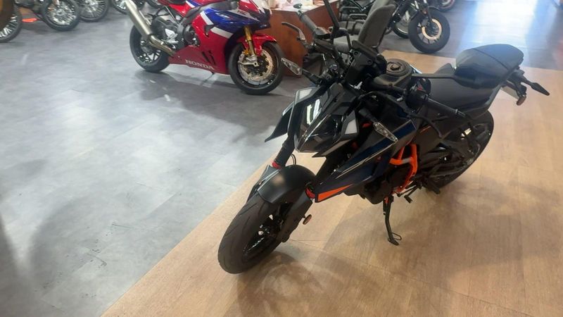 New 2026 KTM 390 DUKE Image 4